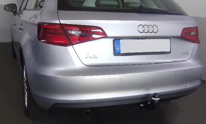 Anhängerkupplung für Audi A3 5-Türer Sportback 2013-2016 Ausf.: starr