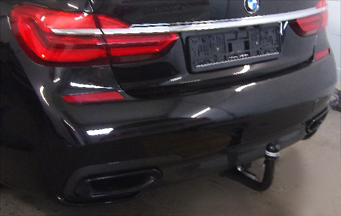 Anhängerkupplung für BMW 7er Limousine G11, G12 2015-2018 Ausf.: V-abnehmbar