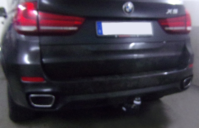 Anhängerkupplung für BMW X5 F15, spez. M- Performance 2013-2018 Ausf.: V-abnehmbar