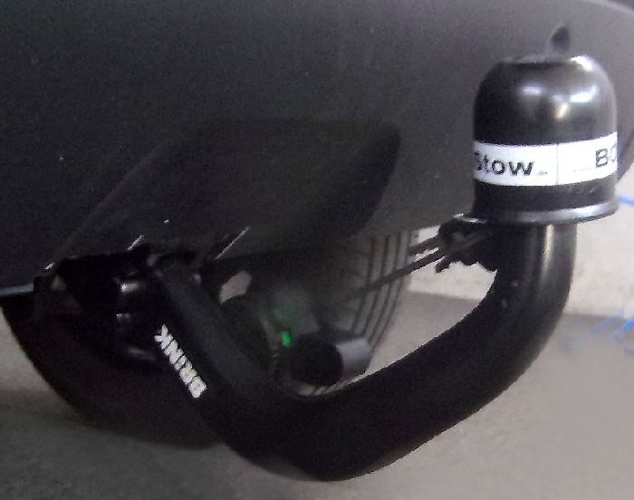 Anhängerkupplung für Dacia Duster SUV, speziell Fzg. mit LPG Gas 2WD und 4WD 2018-2024 Ausf.: V-abnehmbar 45 Grad