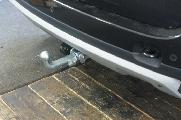 Anhängerkupplung für Dacia Duster SUV 2WD und 4WD 2018-2024 Ausf.: abnehmbar