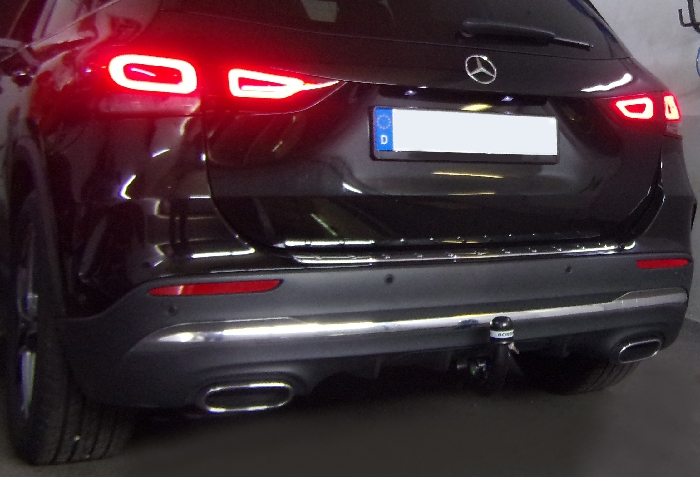 Anhängerkupplung für Mercedes GLA H247, mit Elektrosatzvorbereitung 2020- Ausf.: V-abnehmbar