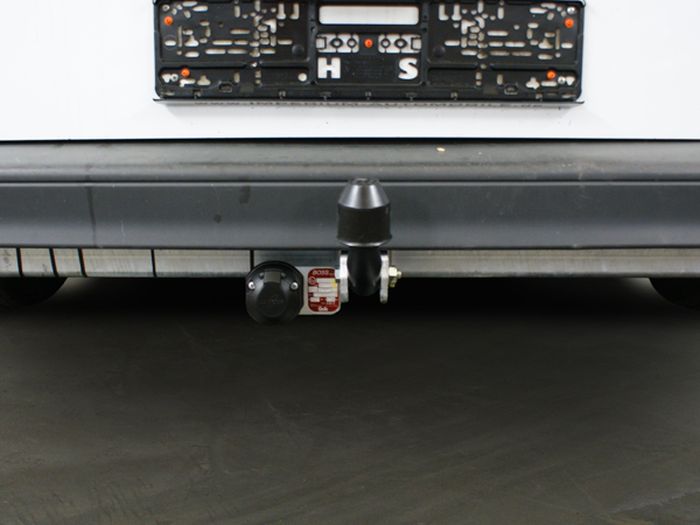 Anhängerkupplung für Opel Vivaro Kasten/ Bus/ Kombi 2001-2003 Ausf.: starr