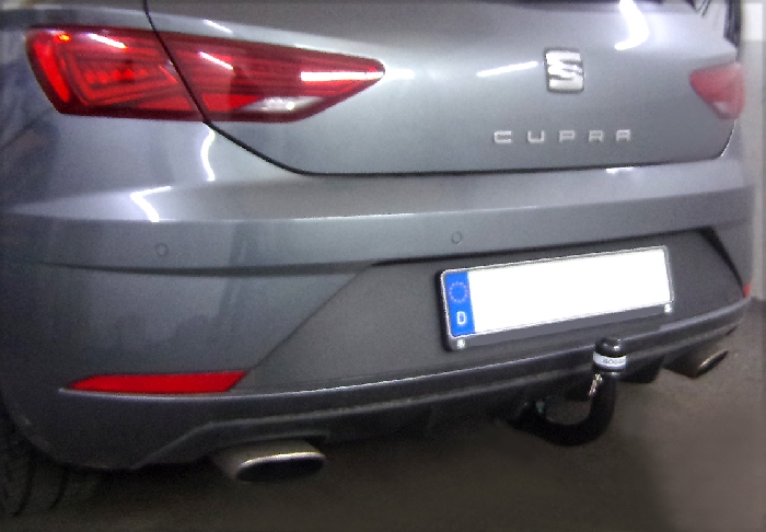 Anhängerkupplung für Seat Leon Fließheck Typ 5F, spez. Cupra 2WD 2017-2020 Ausf.: V-abnehmbar