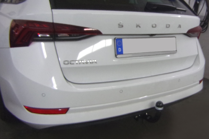 Anhängerkupplung für Skoda Octavia NX5 Kombi, nicht 4x4 2020-2023 Ausf.: abnehmbar