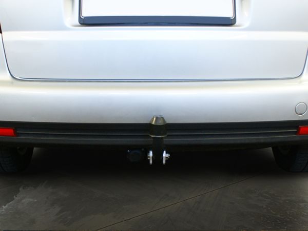 Anhängerkupplung für VW-Touran Van, spez. 5 Sitzer m. Erdgas(Ecofuel), Baureihe 2007-2010 starr