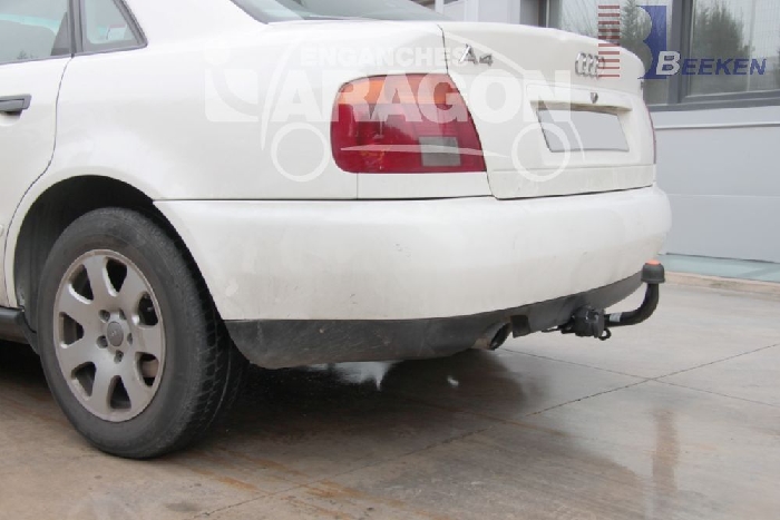 Anhängerkupplung für Audi A4 Limousine Quattro 1994-1999 Ausf.: starr