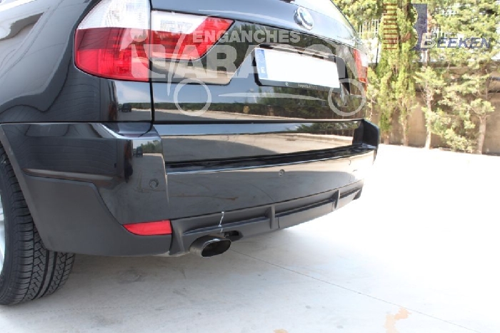 Anhängerkupplung für BMW X3 E83 Geländekombi 2004-2010 Ausf.: V-abnehmbar