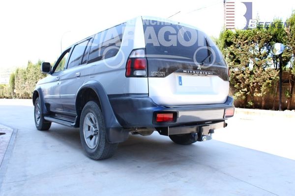 Anhängerkupplung für Mitsubishi Pajero Sport 1998- Ausf.: starr