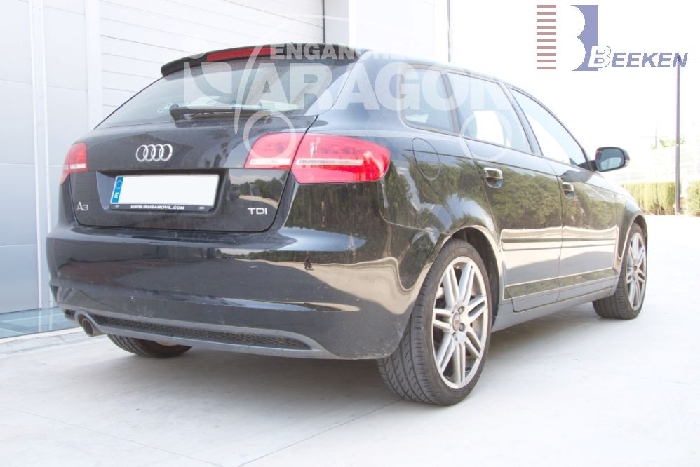 Anhängerkupplung für Audi A3 5-Türer Sportback incl. Quattro 2008-2013 Ausf.: V-abnehmbar