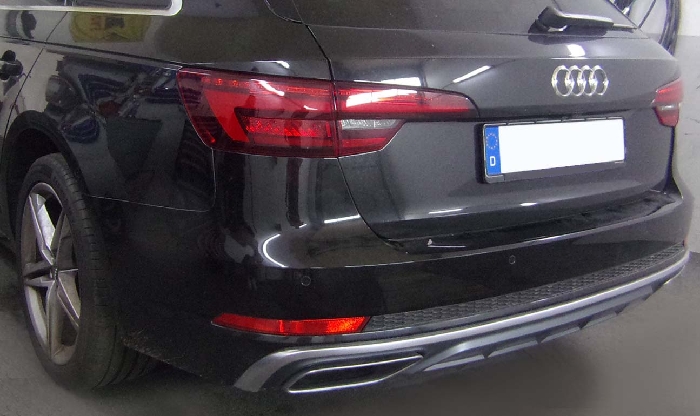 Anhängerkupplung für Audi A4 Avant nicht Quattro, nicht RS4 und S4, speziell S-Line 2015-2024 Ausf.: V-abnehmbar