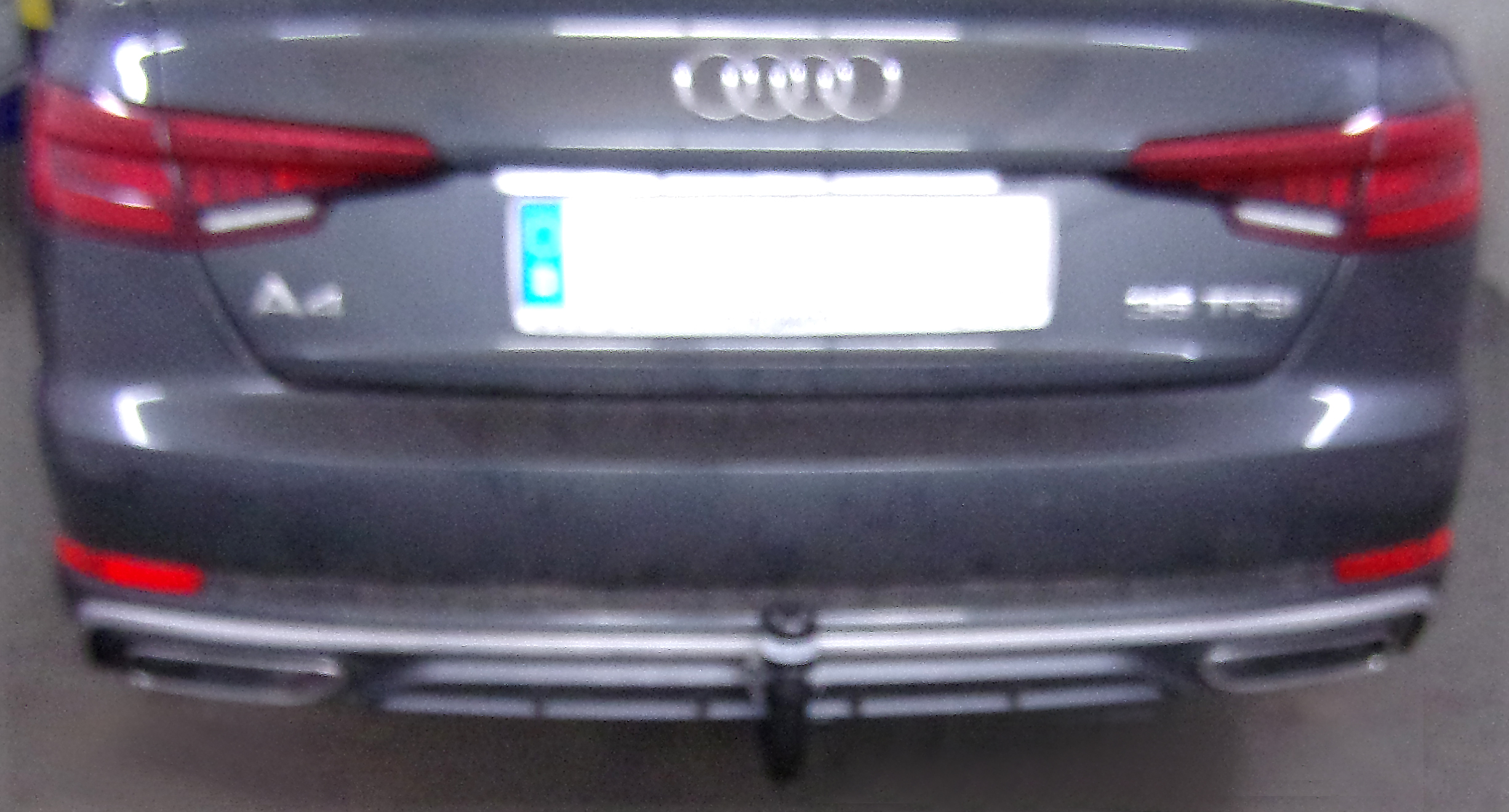 Anhängerkupplung für Audi A4 Limousine nicht Quattro, nicht S4, speziell S-Line 2015-2024 Ausf.: V-abnehmbar