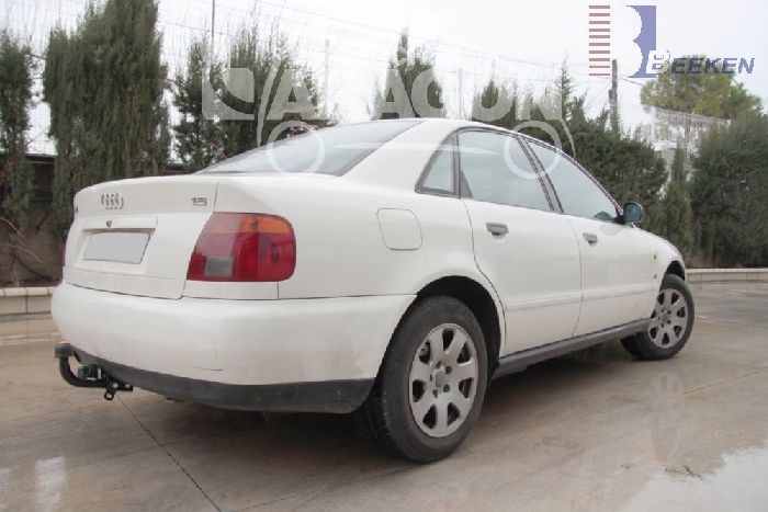 Anhängerkupplung für Audi A4 Limousine Quattro 1999-2001 Ausf.: starr