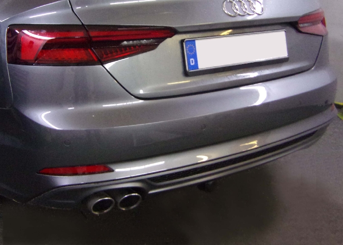 Anhängerkupplung für Audi A5 Cabrio 2017-2024 Ausf.: V-abnehmbar