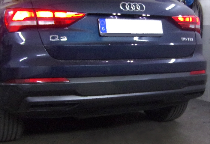 Anhängerkupplung für Audi Q3 2019-2023 Ausf.: starr