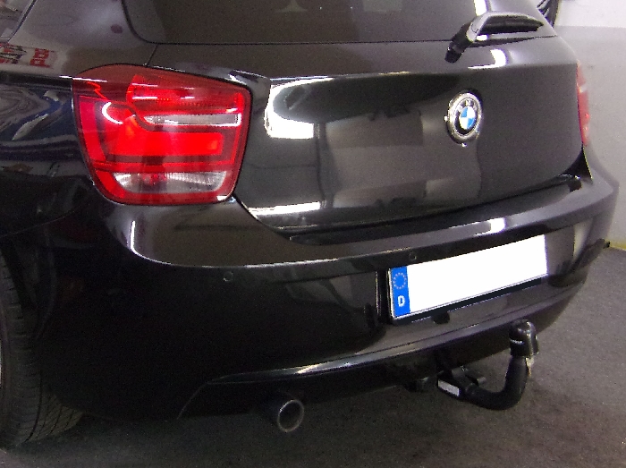 Anhängerkupplung für BMW 1er F20 2011-2014 Ausf.: V-abnehmbar