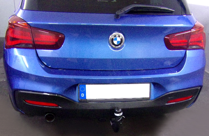 Anhängerkupplung für BMW 1er F20, spez. M- Performance 2014- Ausf.: V-abnehmbar