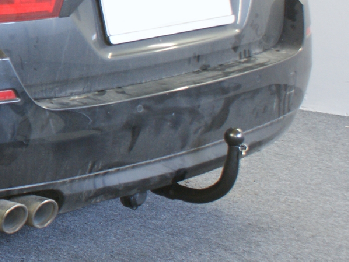 Anhängerkupplung für BMW 5er Touring F11 2010-2014 Ausf.: V-abnehmbar