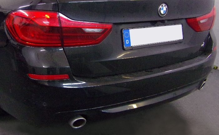 Anhängerkupplung für BMW 5er Limousine G30 2017-2023 Ausf.: starr