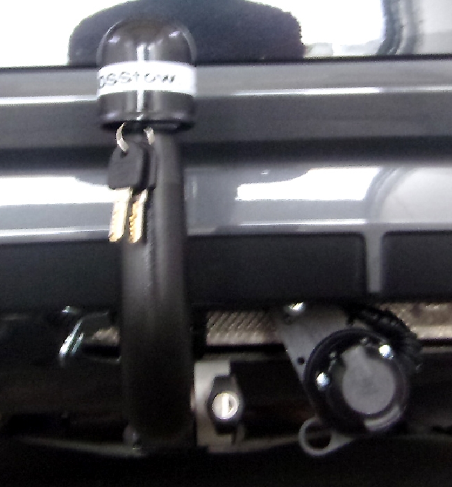 Anhängerkupplung für BMW 5er Touring G31, spez. M- Paket 2017-2024 Ausf.: V-abnehmbar