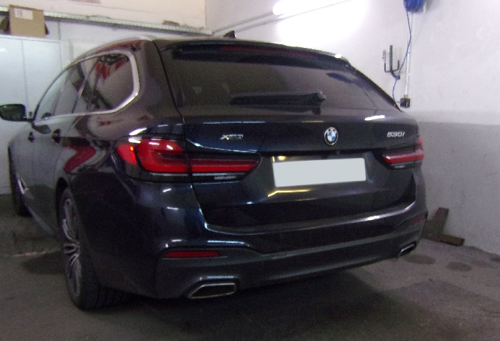 Anhängerkupplung für BMW 5er Touring G31 2017-2024 Ausf.: V-abnehmbar