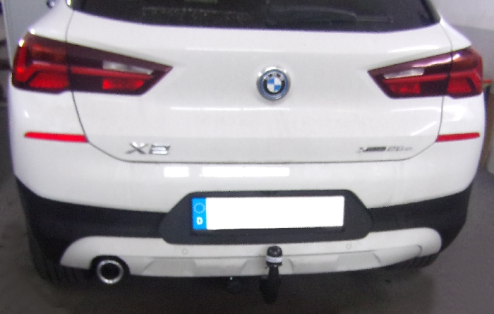Anhängerkupplung für BMW X2 F39, spez. Plug-In Hybrid, nur für Heckträgerbetrieb 2020- Ausf.: V-abnehmbar