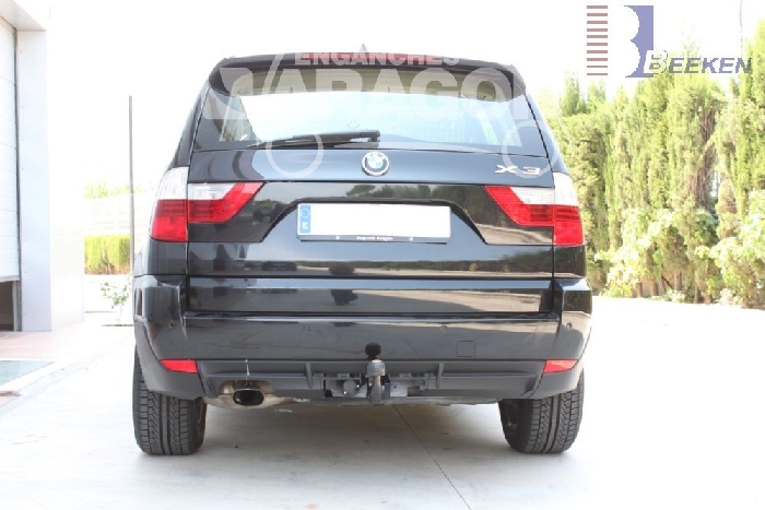 Anhängerkupplung für BMW X3 E83 Geländekombi 2004-2010 Ausf.: V-abnehmbar