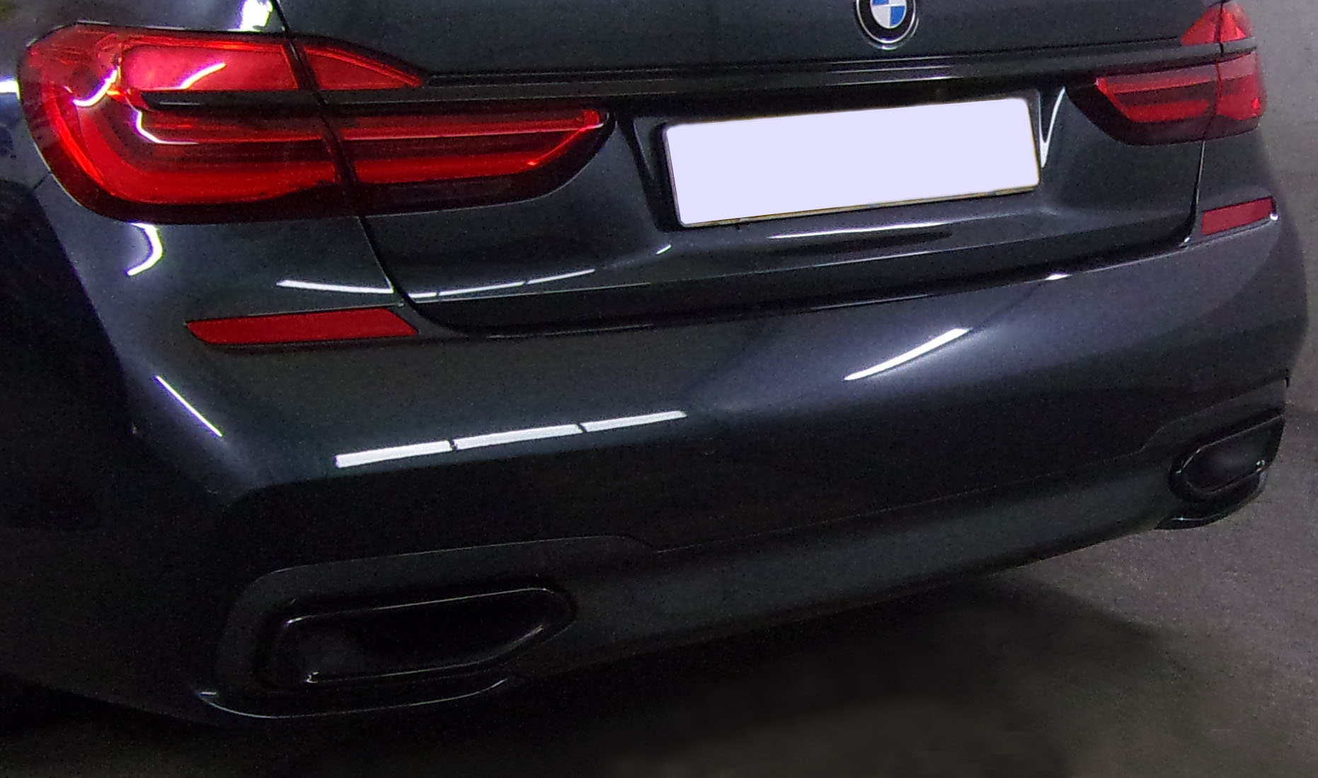 Anhängerkupplung für BMW 7er Limousine Hybrid G11, G12, nur für Heckträgerbetrieb 2015-2018 Ausf.: V-abnehmbar