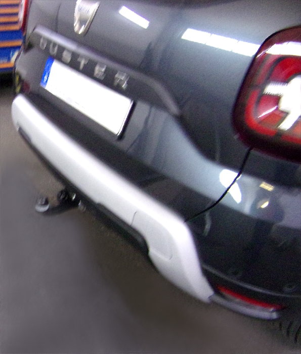 Anhängerkupplung für Dacia Duster SUV, speziell Fzg. mit LPG Gas 2WD und 4WD 2018-2024 Ausf.: starr