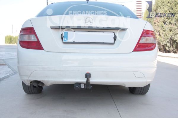 Anhängerkupplung für Mercedes C-Klasse Kombi W204 2011-2014 Ausf.: starr