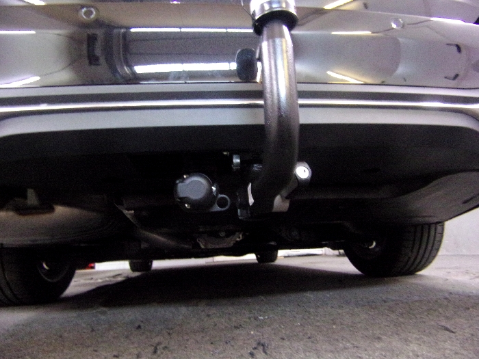 Anhängerkupplung für Mercedes C-Klasse Kombi W206 2021- Ausf.: V-abnehmbar