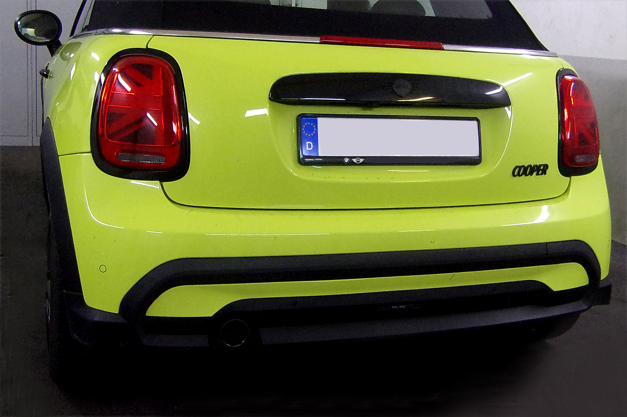 Anhängerkupplung für MINI One, One D, Cooper F57 Cabrio, nicht S, nicht JCW, spez. Fzg. o. Anhängelastfreigabe, nur für Heckträgerbetrieb 2021- Ausf.: V-abnehmbar