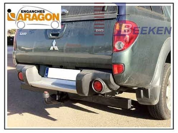 Anhängerkupplung für Mitsubishi L200 4WD, Fzg. mit Stossstange 2006-2009 Ausf.: starr