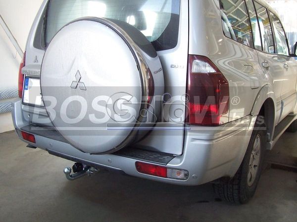 Anhängerkupplung für Mitsubishi Pajero V60 (langer Radstand) 2000-2002 Ausf.: starr