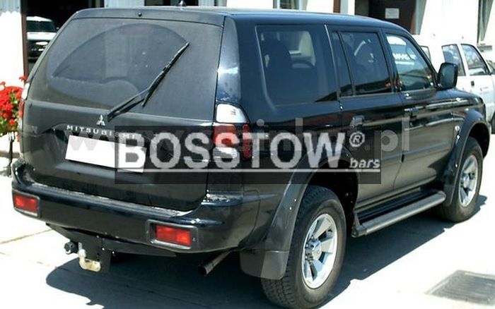 Anhängerkupplung für Mitsubishi Pajero Sport 1998- Ausf.: starr