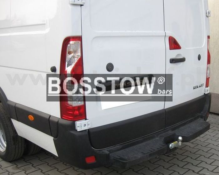 Anhängerkupplung für Renault Master Kastenwagen Heckantrieb doppelbereift mit Trittbrett, Fzg. ohne Elektrosatz Vorbereitung 2010-2014 Ausf.: starr