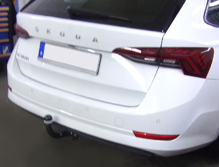 Anhängerkupplung für Skoda Octavia NX5 Kombi, nicht 4x4 2020-2023 Ausf.: abnehmbar