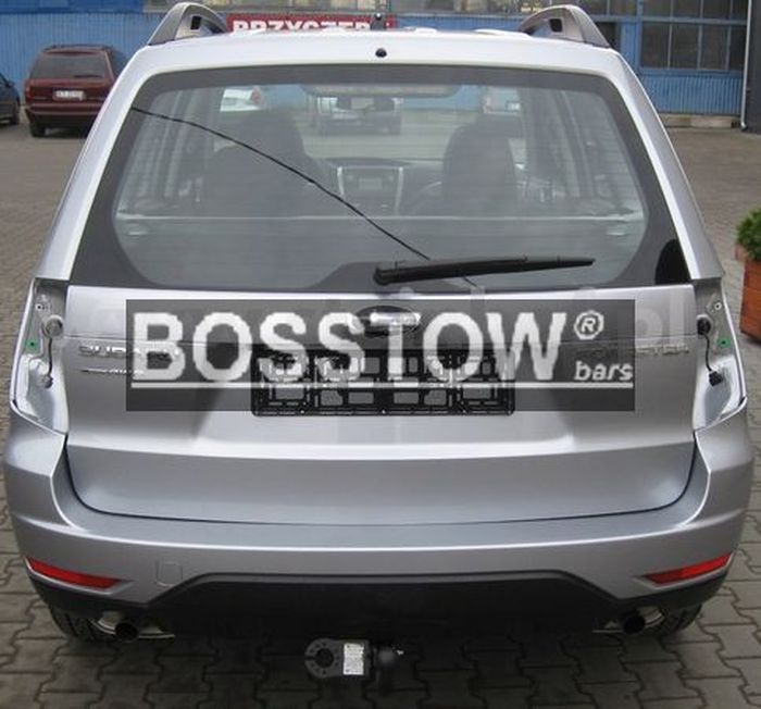 Anhängerkupplung für Subaru Forester 2005-2008 Ausf.: starr