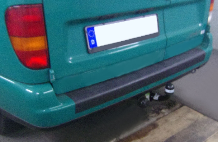 Anhängerkupplung für VW-Caddy II, Kasten/ Bus/ Kombi, Baureihe 1995-2003 starr