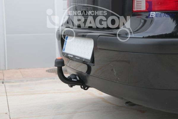 Anhängerkupplung für VW Golf IV Limousine, nicht Syncro / 4-Motion 1997- Ausf.: starr