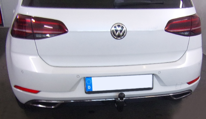 Anhängerkupplung für VW Golf VII Limousine, nicht 4x4 2017-2019 Ausf.: V-abnehmbar