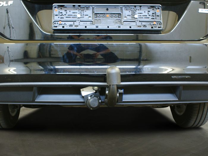 Anhängerkupplung für VW Golf VII Variant 2017-2019 Ausf.: V-abnehmbar