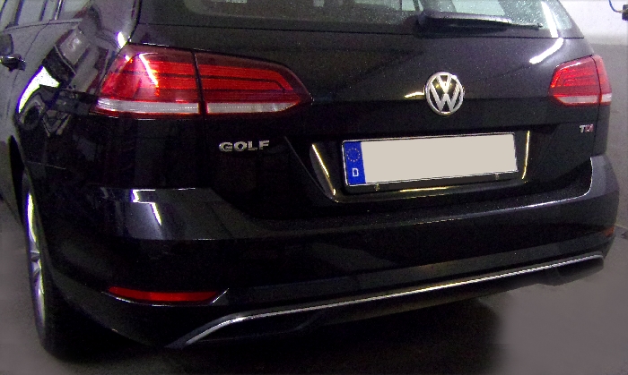 Anhängerkupplung für VW Golf VII Variant 2017-2019 Ausf.: starr