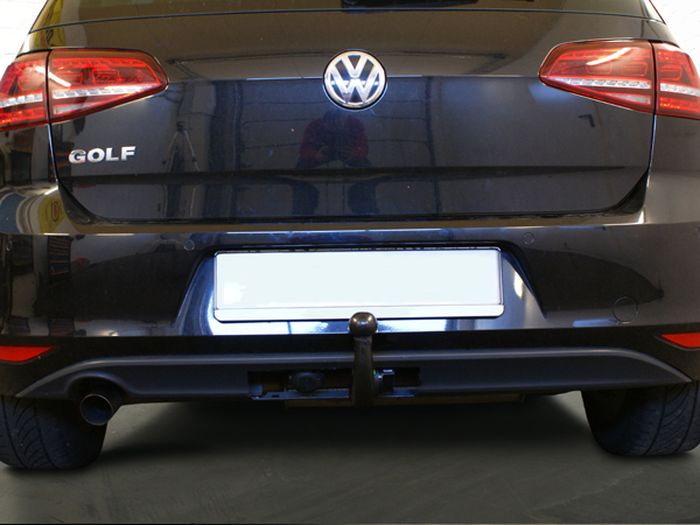 Anhängerkupplung für VW Golf VII Limousine, nicht 4x4 2014-2017 Ausf.: V-abnehmbar