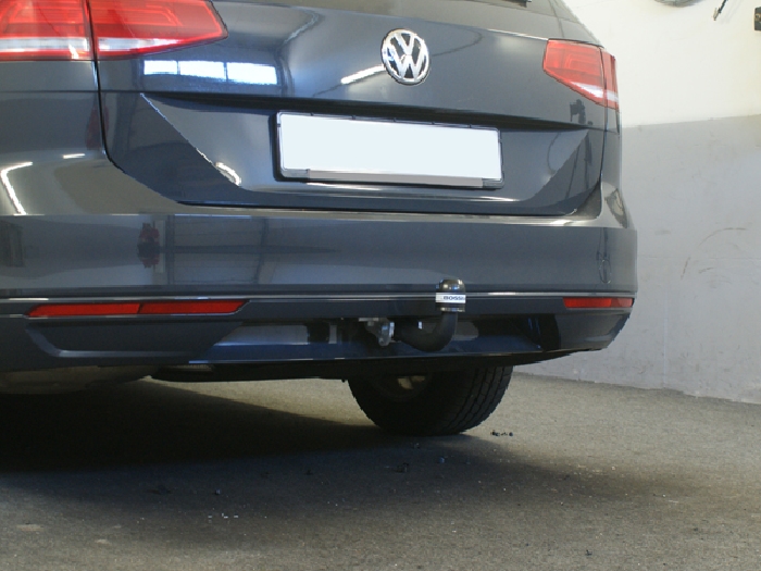 Anhängerkupplung für VW Passat 3c, incl. 4-Motion, Limousine 2014-2023 Ausf.: starr