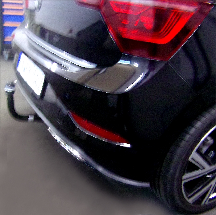 Anhängerkupplung für VW Polo (AW) Schrägheck, speziell R line 2021-2023 Ausf.: V-abnehmbar