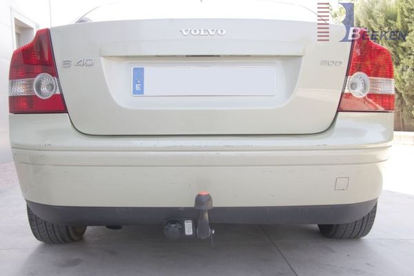 Anhängerkupplung für Volvo-S40 Limousine, Baureihe 2007-2010 starr
