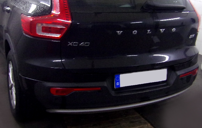 Anhängerkupplung für Volvo XC 40 2018-2024 Ausf.: V-abnehmbar