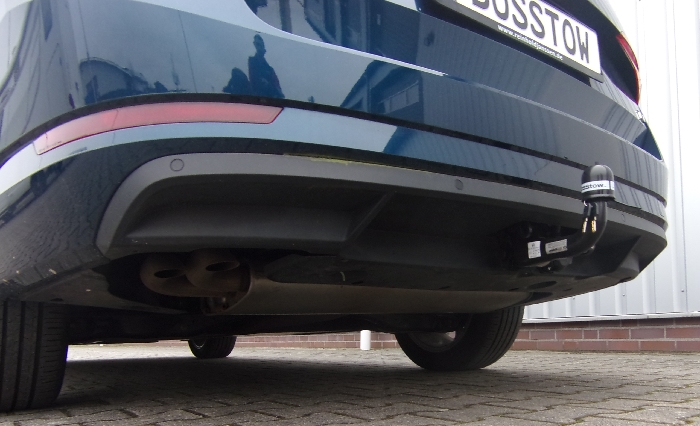 Anhängerkupplung für Skoda Superb III Kombi, spez. Hybrid (ohne Anhängelastfreigabe), nur für Heckträgerbetrieb 2018-2023 Ausf.: V-abnehmbar
