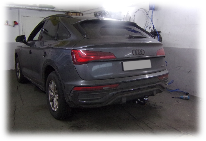 Anhängerkupplung für Audi Q5 Sportback spez. Plug In Hybrid, S-Line 2021-2023 Ausf.: V-abnehmbar